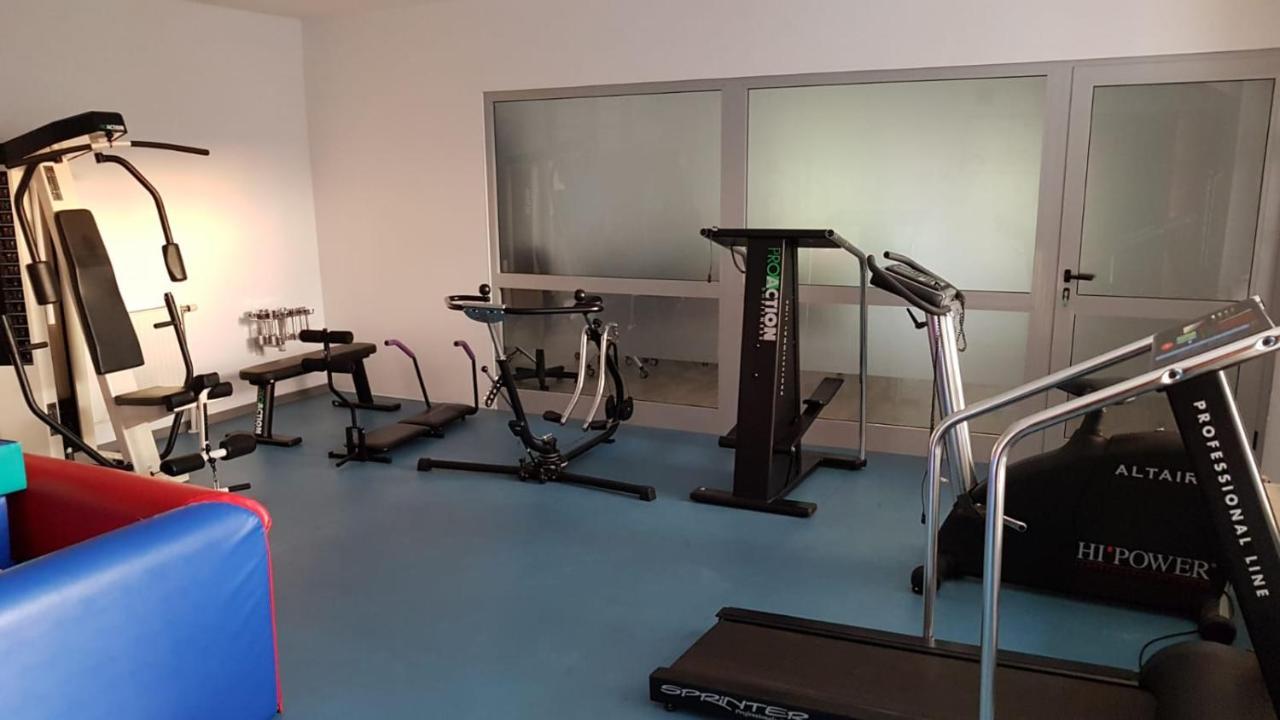 Familijny Osrodek Wypoczynkowo - Rehabilitacyjny Krynica Zdroj Otel Dış mekan fotoğraf