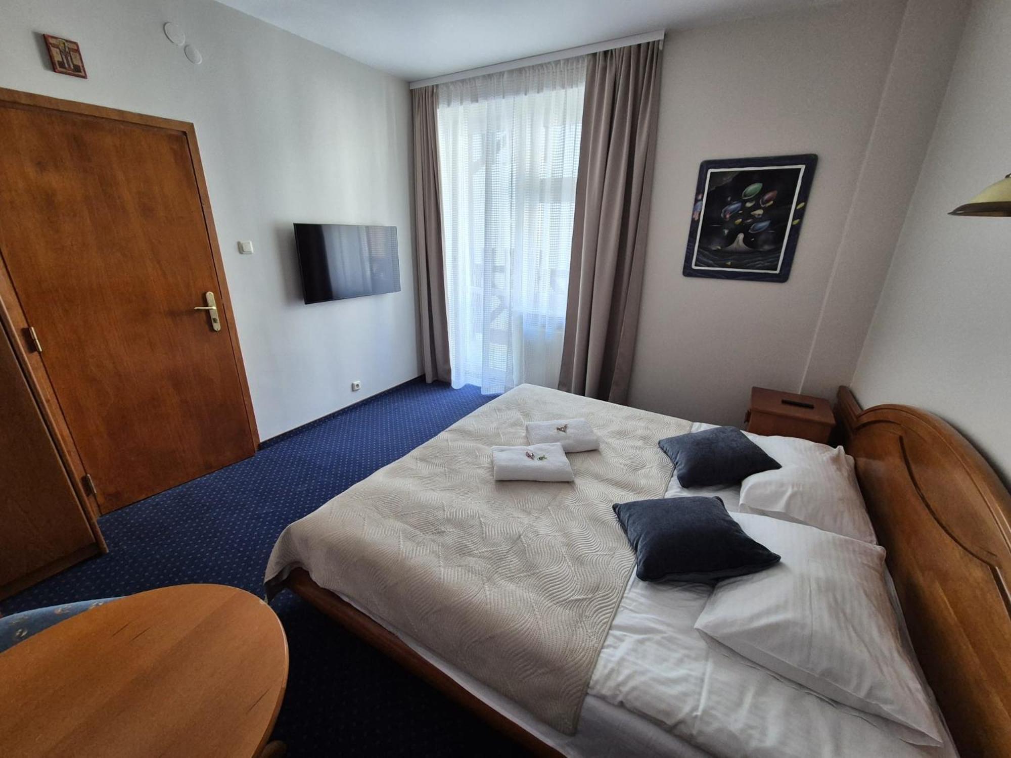Familijny Osrodek Wypoczynkowo - Rehabilitacyjny Krynica Zdroj Otel Dış mekan fotoğraf
