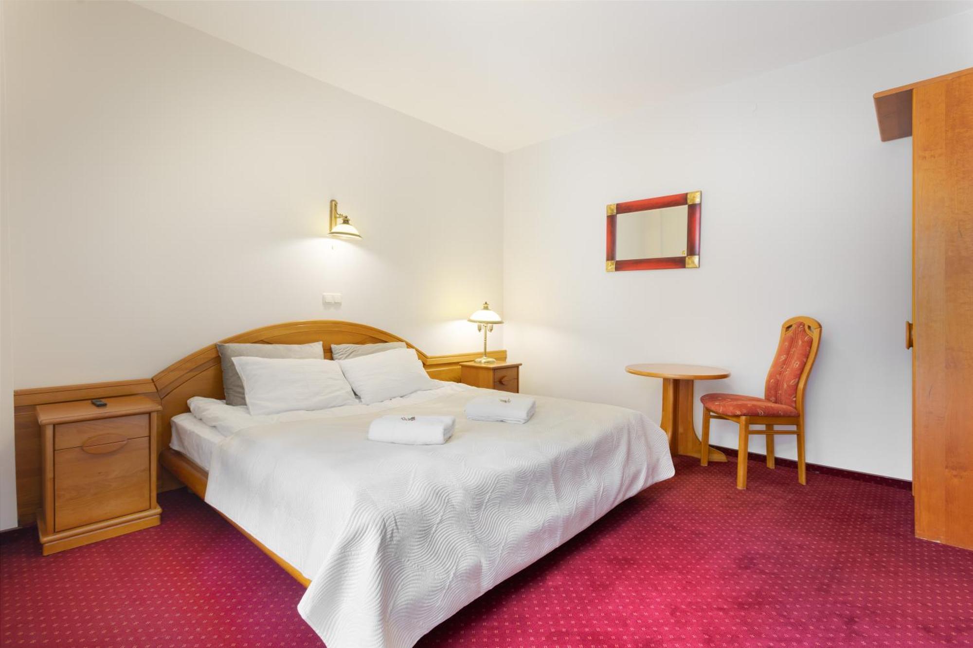 Familijny Osrodek Wypoczynkowo - Rehabilitacyjny Krynica Zdroj Otel Dış mekan fotoğraf